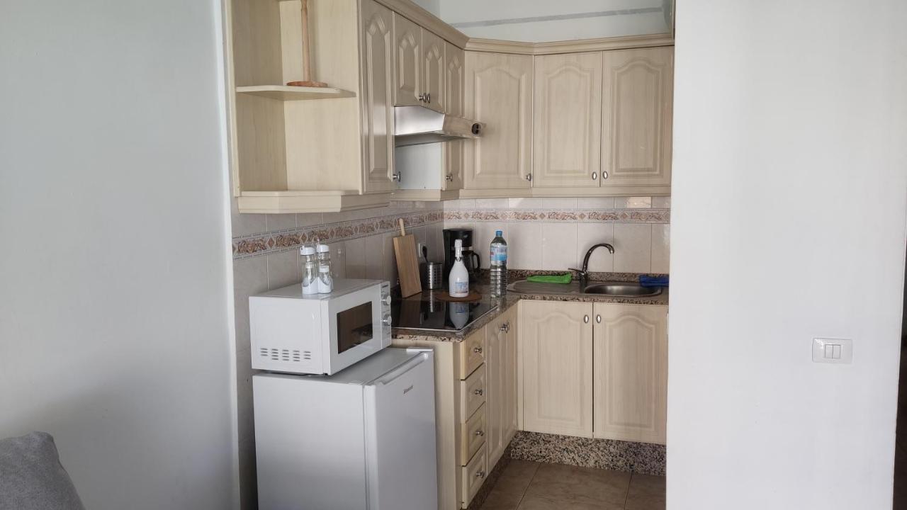 Paseo De Gracia - Lovely Studio By The Sea! Лос Кристианос Экстерьер фото